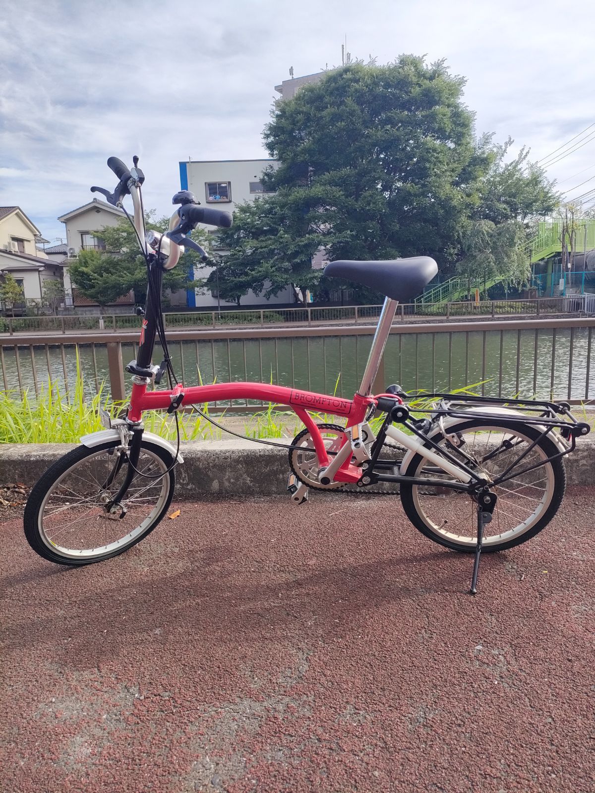 BROMPTON 台湾モデル ブロンプトン社の黒歴史「台湾ブロンプトン」 - YouTube