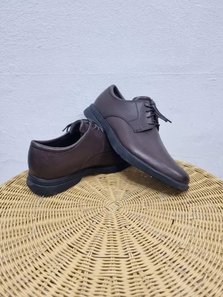 【雷市場（ポンジャン）商品韓国直送】ROCKPORT(ロックポート) メンズ 靴 サイズ 265 状態良好 X1 ー 620