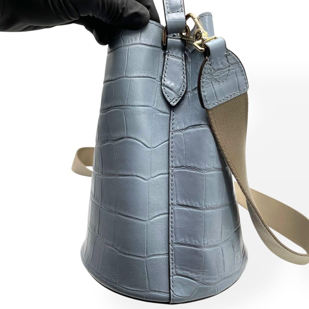 未使用級　FURLA フルラ　ダナエ レザー 2way バッグ ブルー　型押し 未使用級 FURLA フルラ ダナエ レザー 2way バッグ ブルー 型