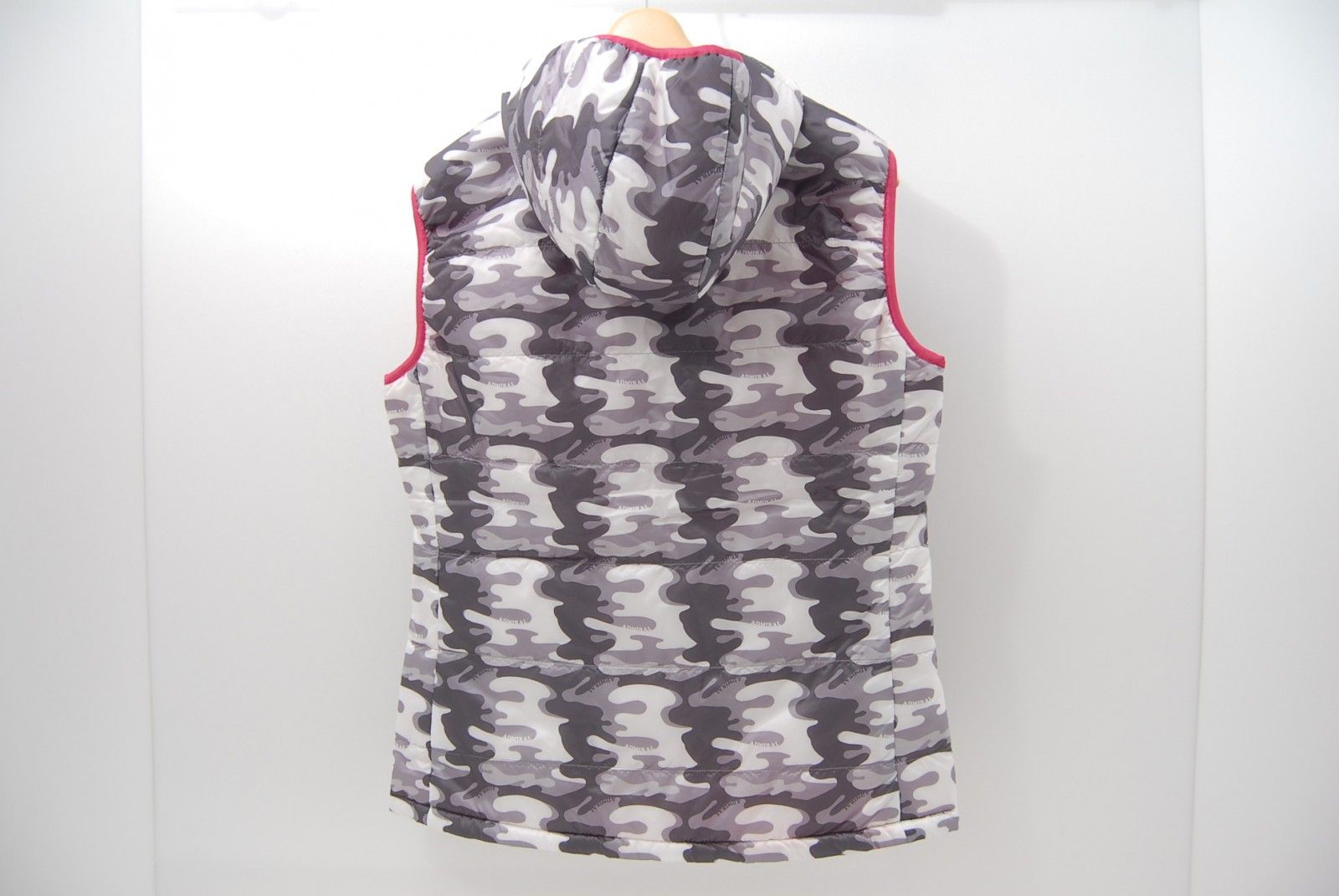 アドミラルゴルフ 中綿ベスト リバーシブル スコットランド ブラック