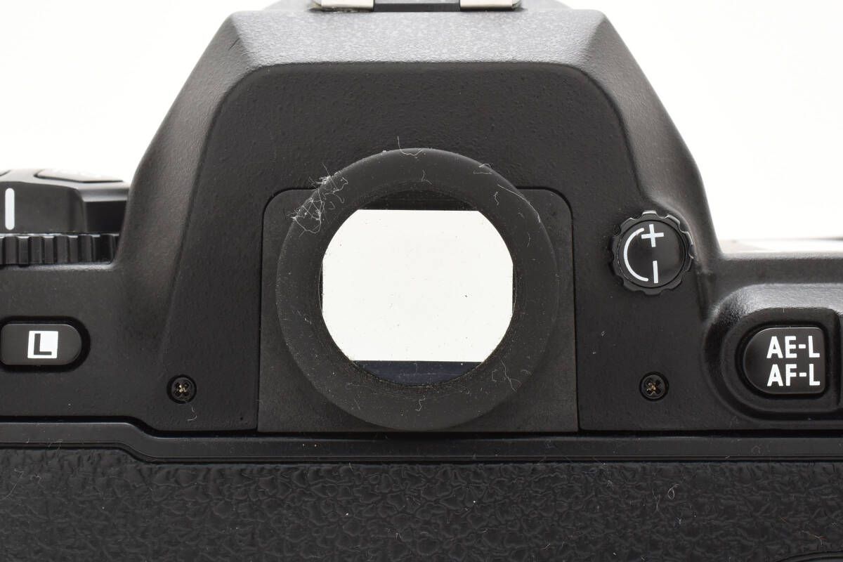 ニコン　Nikon F100 フィルムカメラボディ① Amazon.co.jp: Nikon ニコン AF 一眼レフカメラ ボディ本体 F100