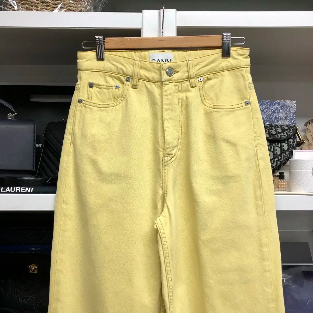 GANNI ガニー ロゴワッペン ワイドフィット パンツ