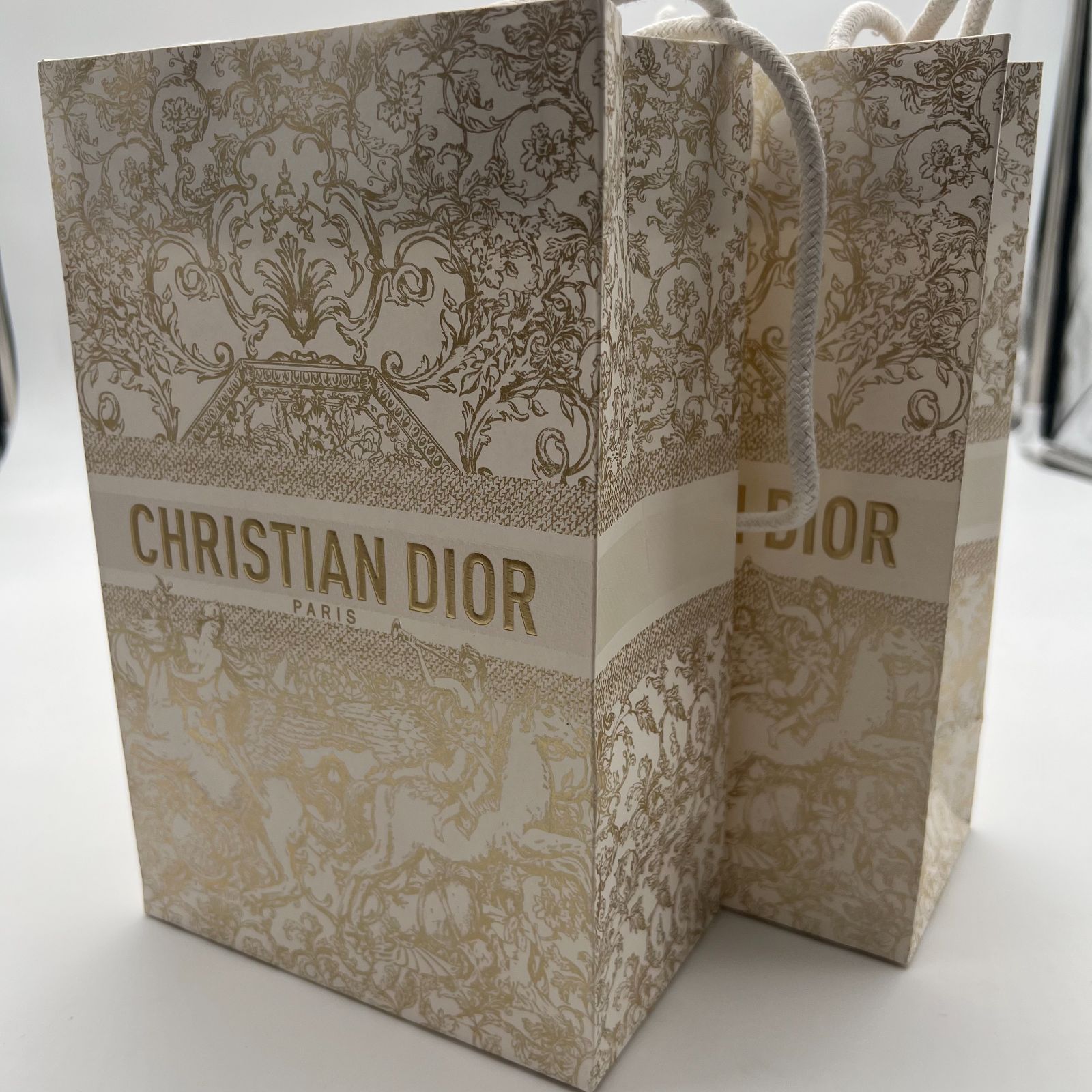 Christian Dior 】DIOR/ディオール 限定柄ショッパー*2枚💕 クリスマス