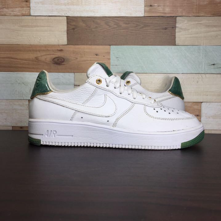 NIKE AIR FORCE 1 JADE ナイキ エア フォース 1 ジェイド ホワイト
