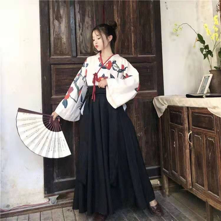 中華漢服「茶花」２点 セット - ♡栄光♡漢服館 - メルカリ