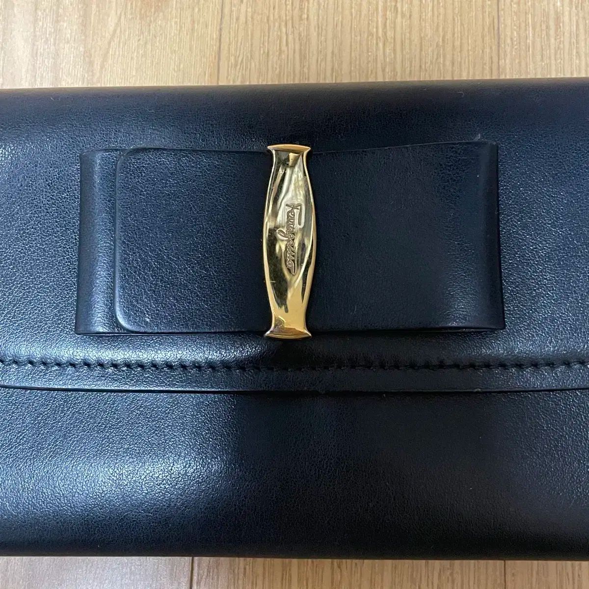 フェラガモ クラッチバッグ