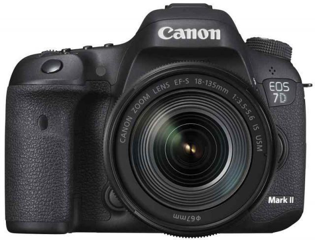 Canon デジタル一眼レフカメラ EOS 7D MarkII レンズキット EF