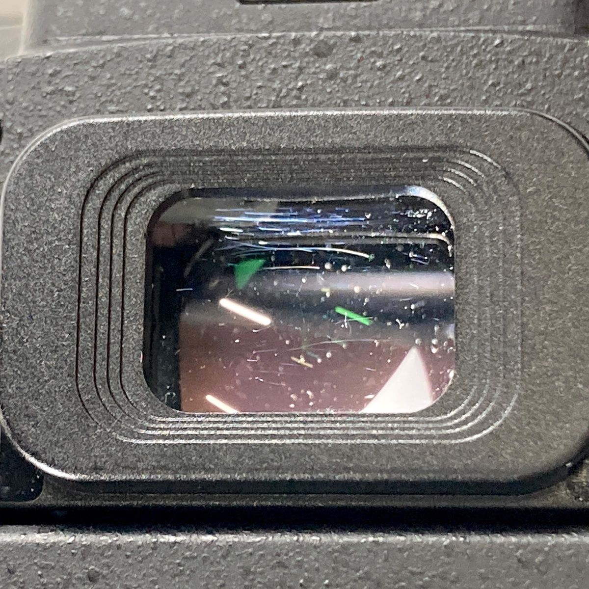 中古美品　Nikon D5600 デジタル一眼レフカメラ　ダブルズームキット ニコン 中古 1年保証 美品 Nikon D5600 ダブルズームキット