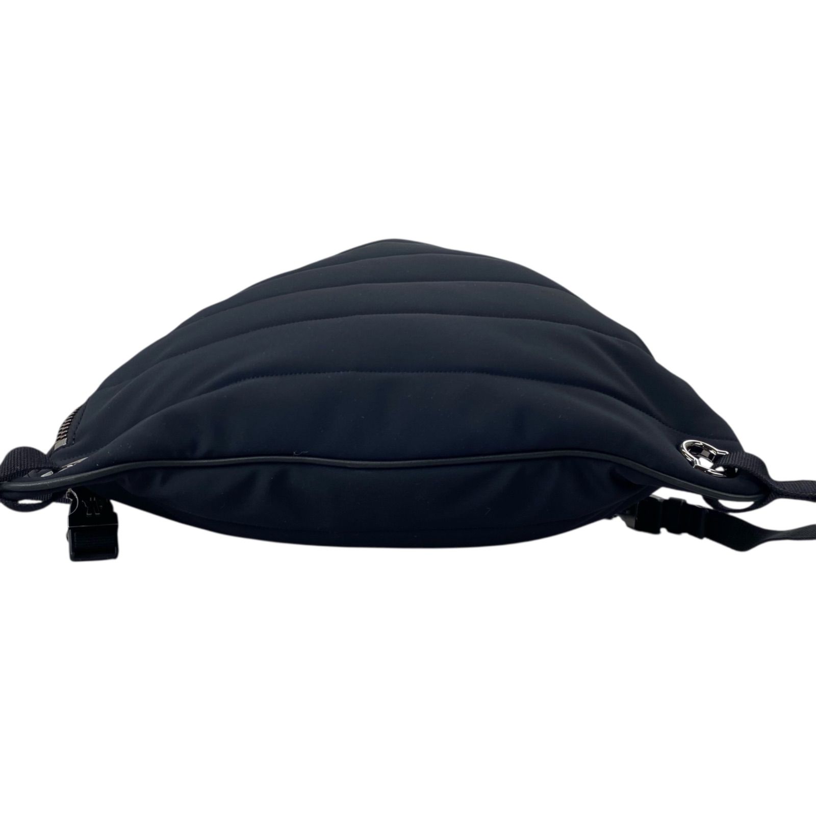 極美品 モンクレール ニュージョージ ナイロン バックパック リュック ブラック 極美品 モンクレール ニュージョージ ナイロン バックパック