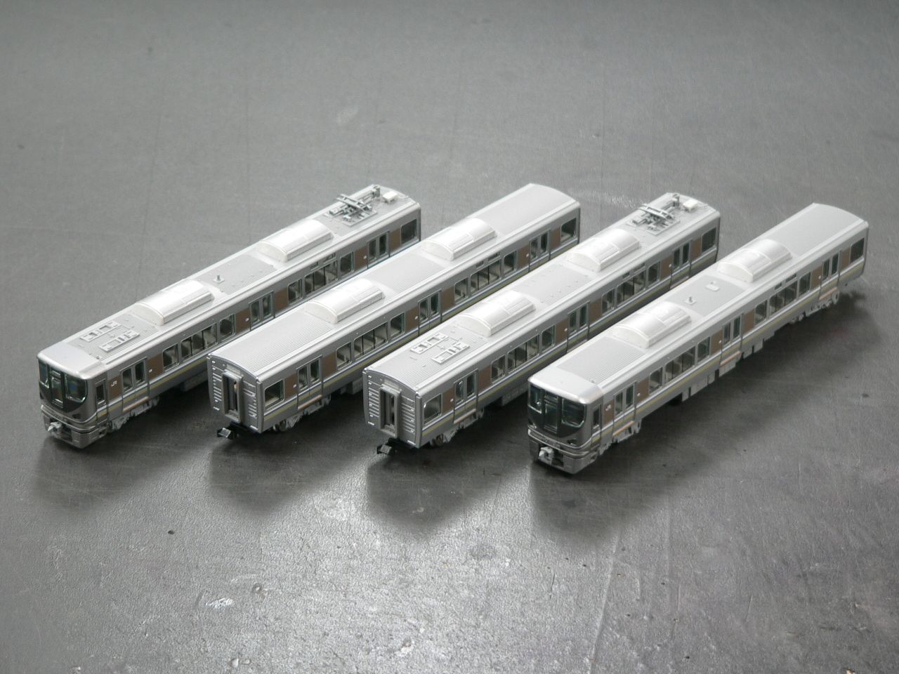 鉄道模型 TOMIX 92421 225系0番台基本B トミーテック トミックス 225-0系