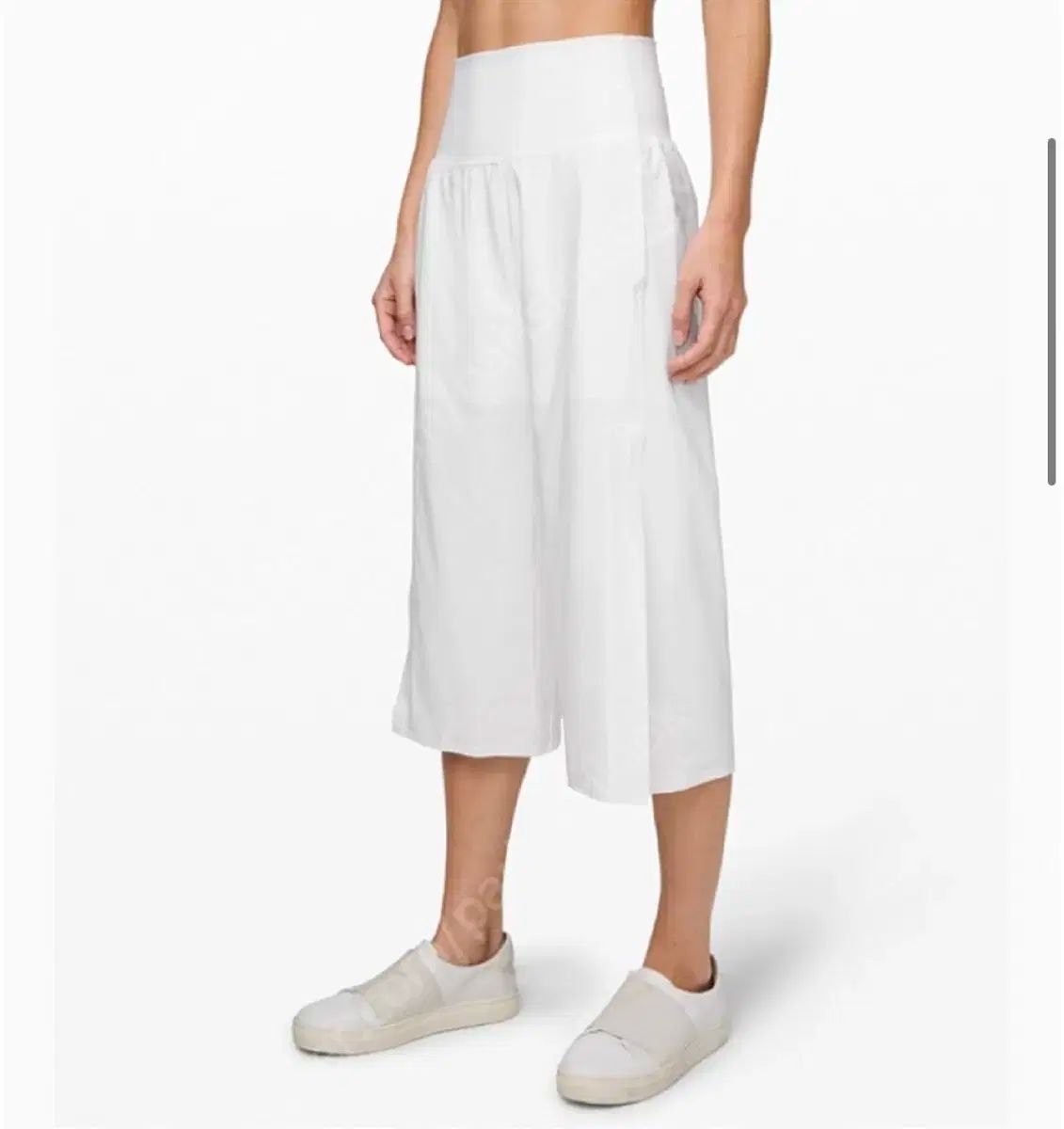lululemon ルルレモン セリンクロップ ホワイト 2 サイズ