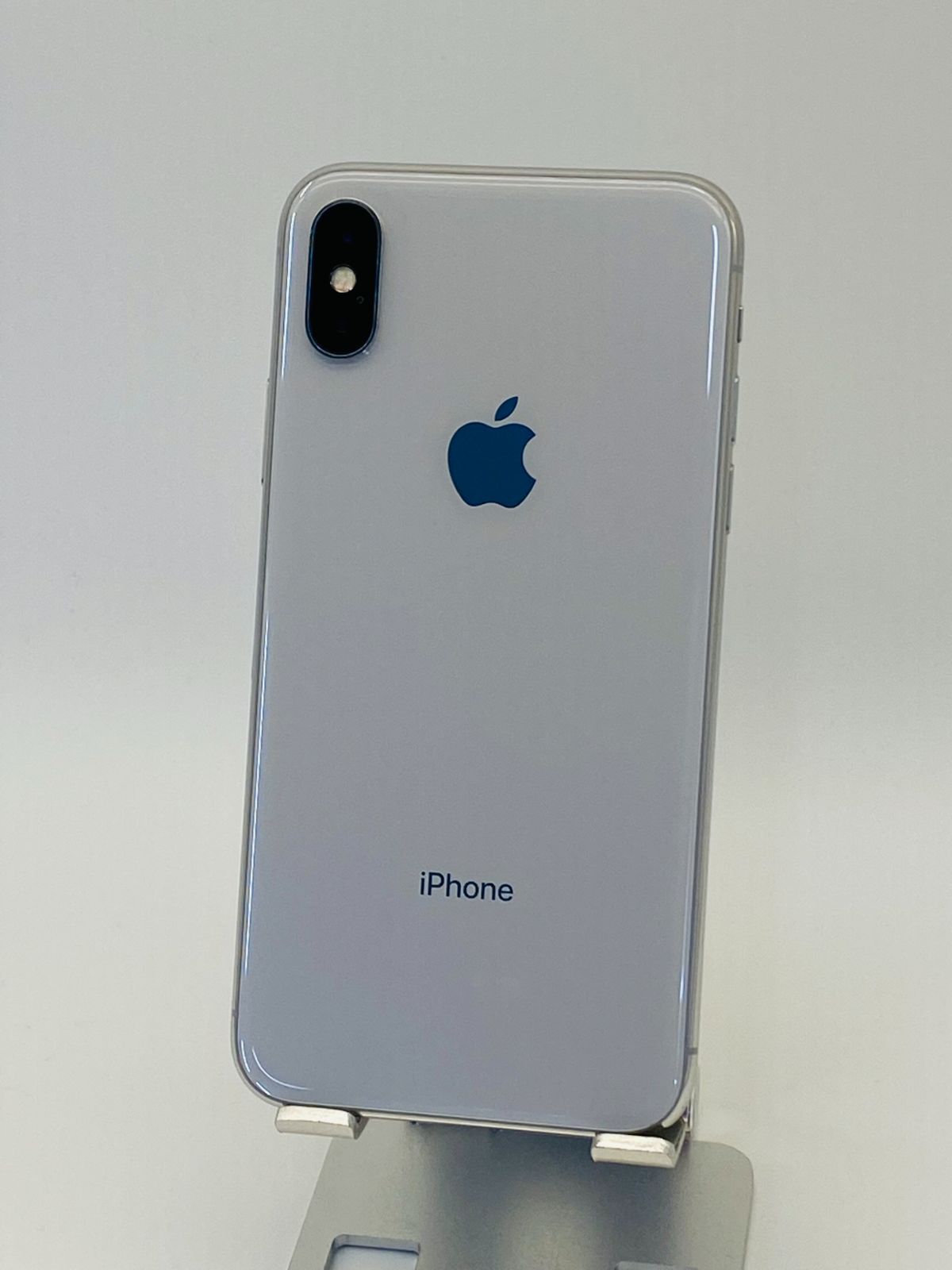 iPhone8 64GB Sグレイ/シムフリー/大容量新品BT100% 097-