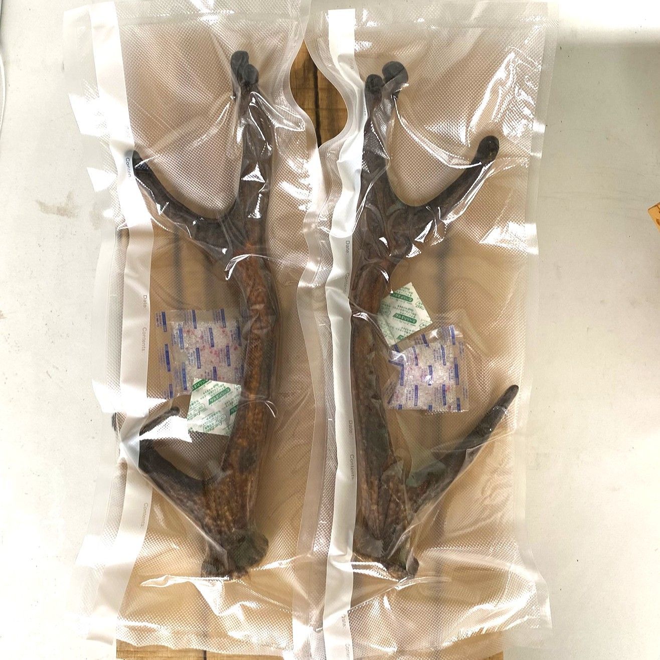 袋角 鹿茸 乾燥 430g 39cm×2 ① - メルカリ