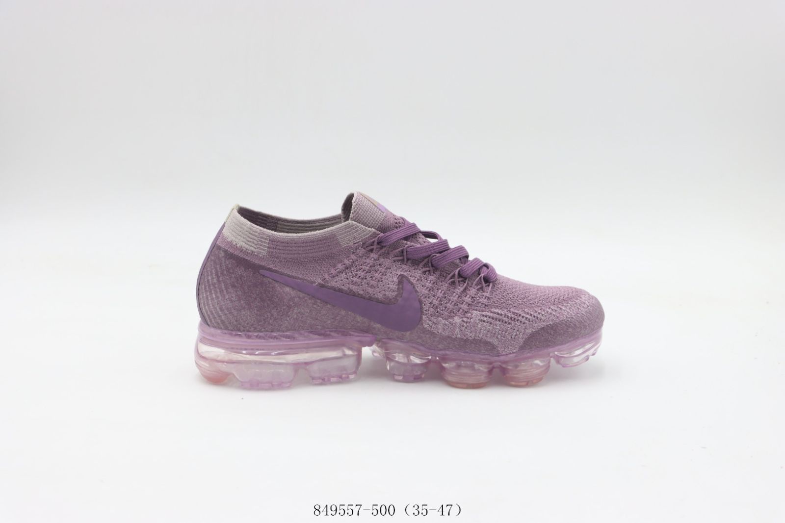 今日 ナイキ Nike のランニングシューズ パープル 849558-500