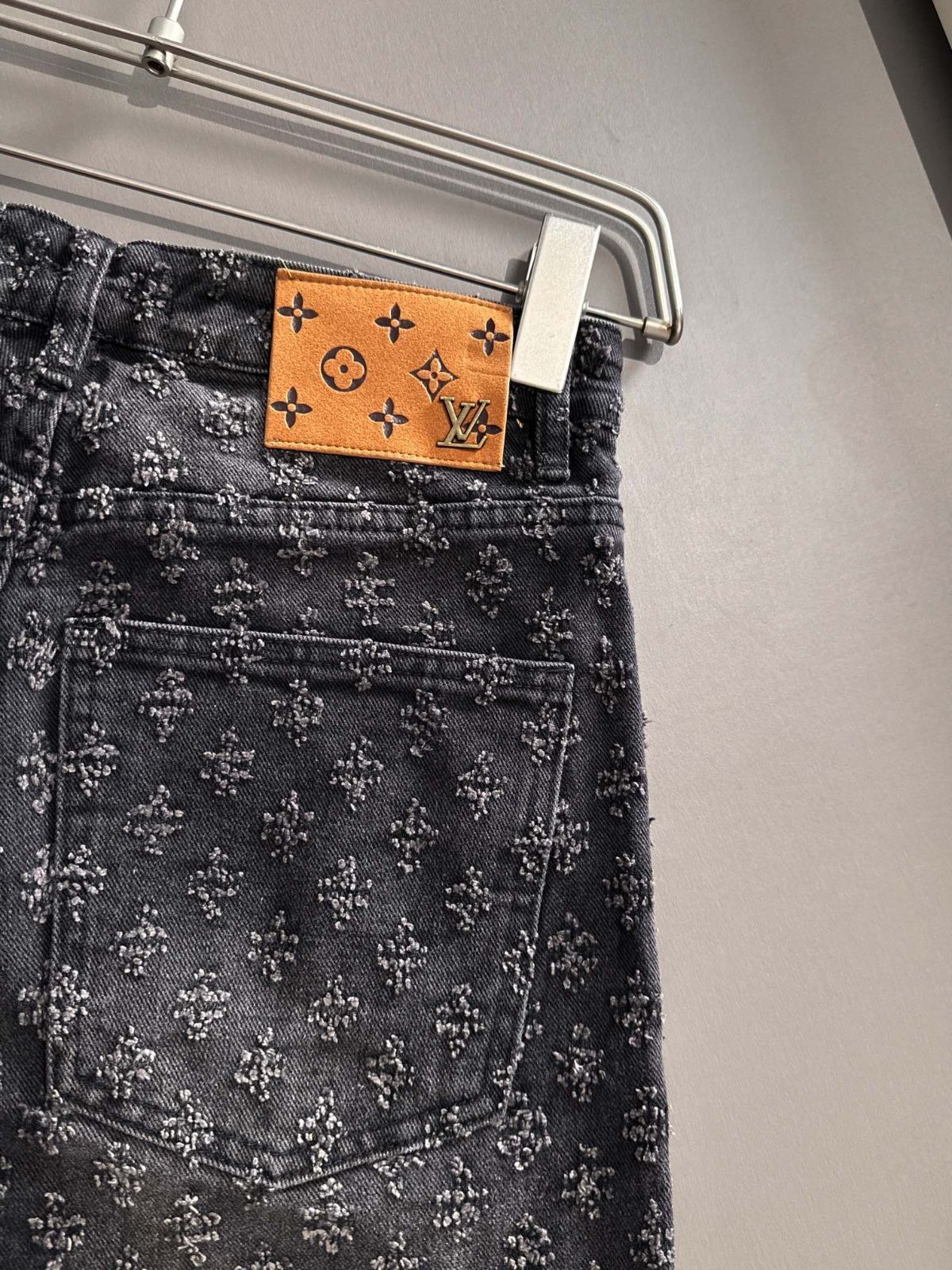 ルイヴィトン LOUIS VUITTON レディース ショートパンツ LOUIS VUITTON ルイヴィトン ショートパンツ - メルカリ
