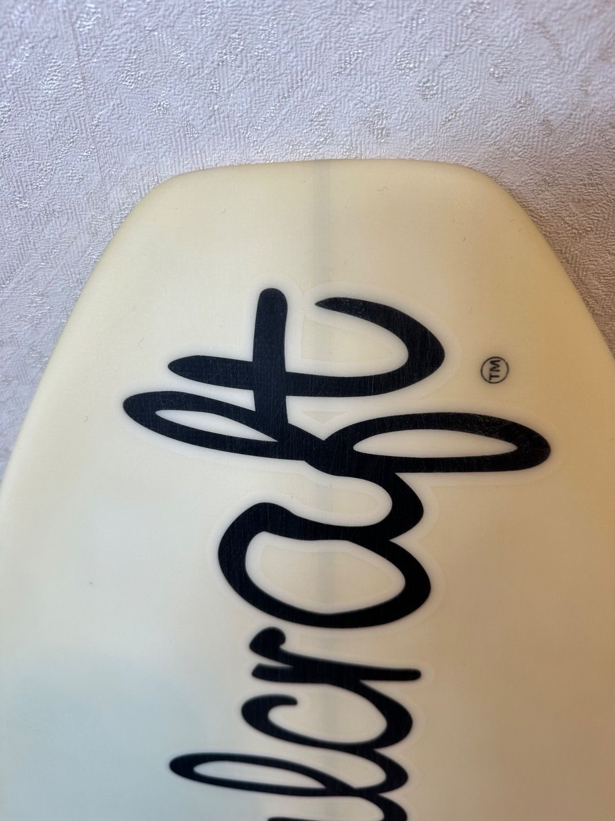 明るさを与える ウェイクサーフィンボード ソウルクラフト EM 4’4’’ 高性能モデル 低価格