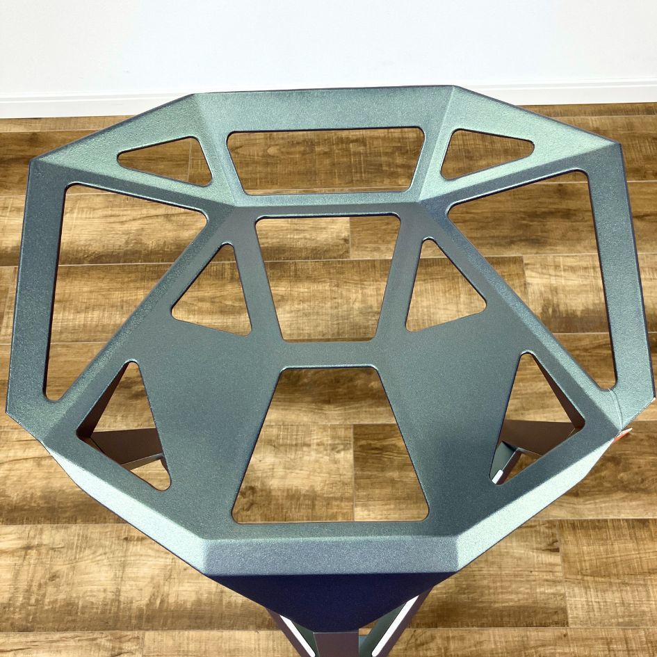 MAGIS STOOL