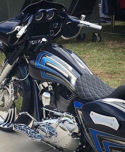 サドルバッグラッチカバー