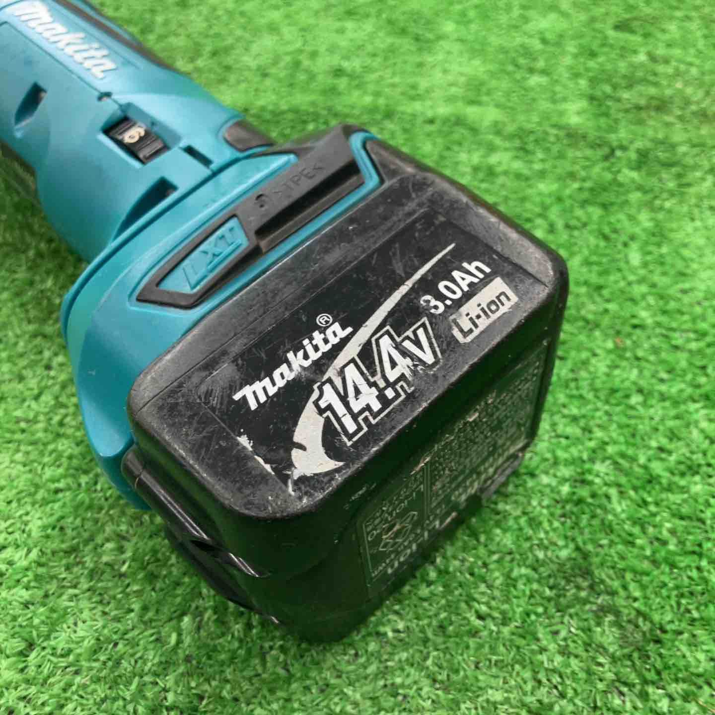 中古品】 マキタ/makita 14.4vコードレスマルチツール・TM40DZ 中古品】 マキタ/makita 14.4vコードレスマルチツール・TM40DZ