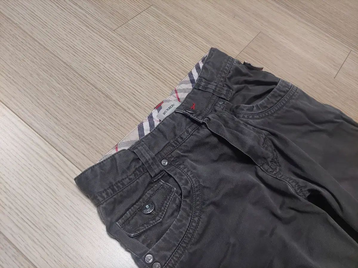 パンツ