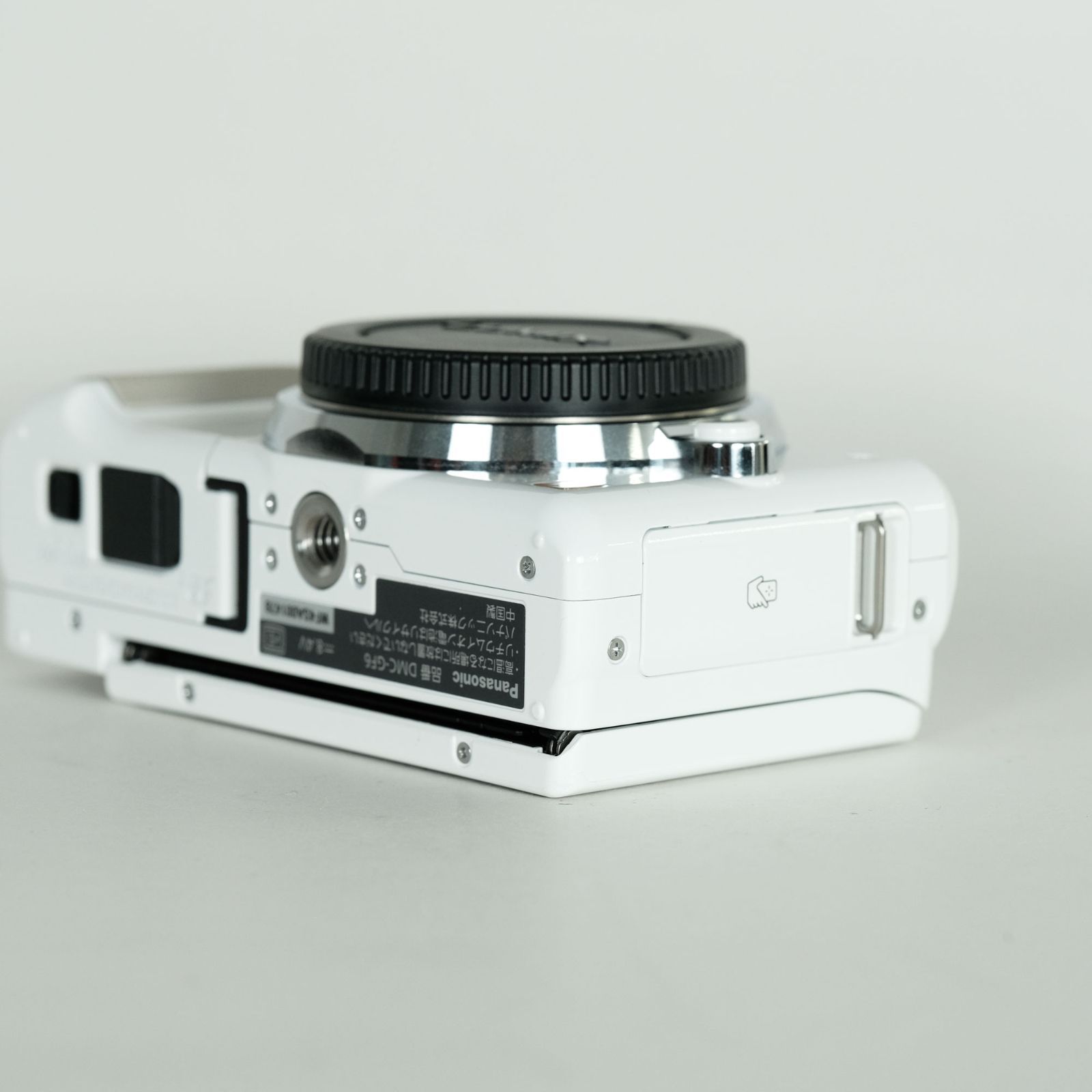 美品｜シャッター数1,130回] Panasonic LUMIX DMC-GF6-W ボディ