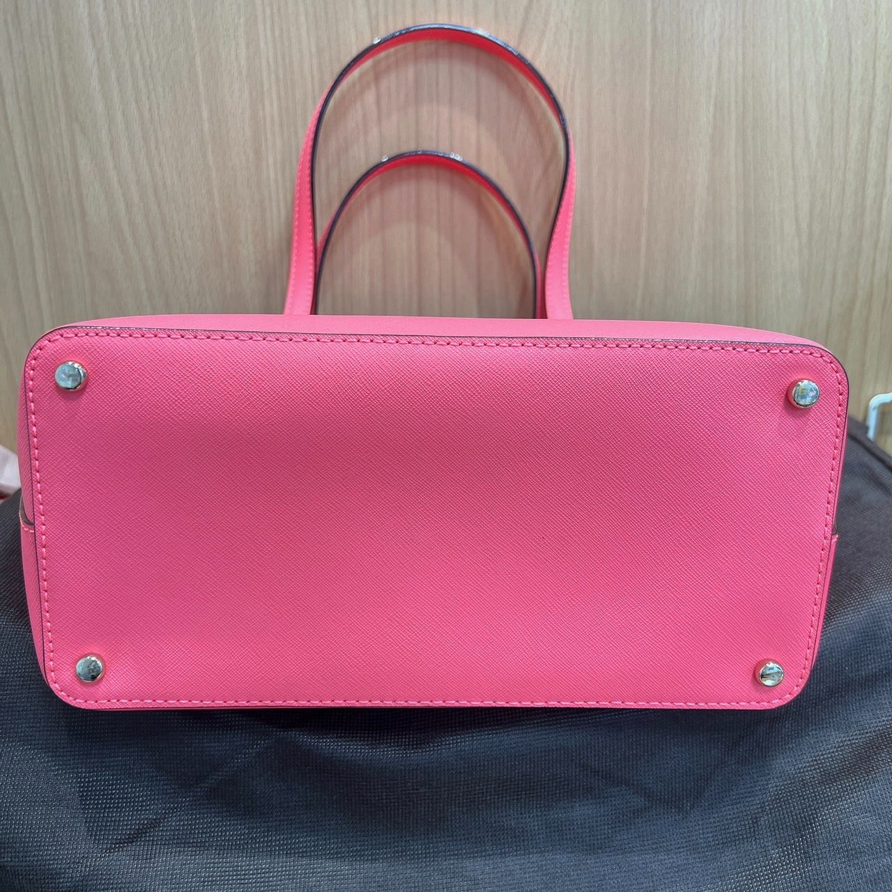 【美品】ケイトスペード　レザー　トートバッグ　シダーストリート
