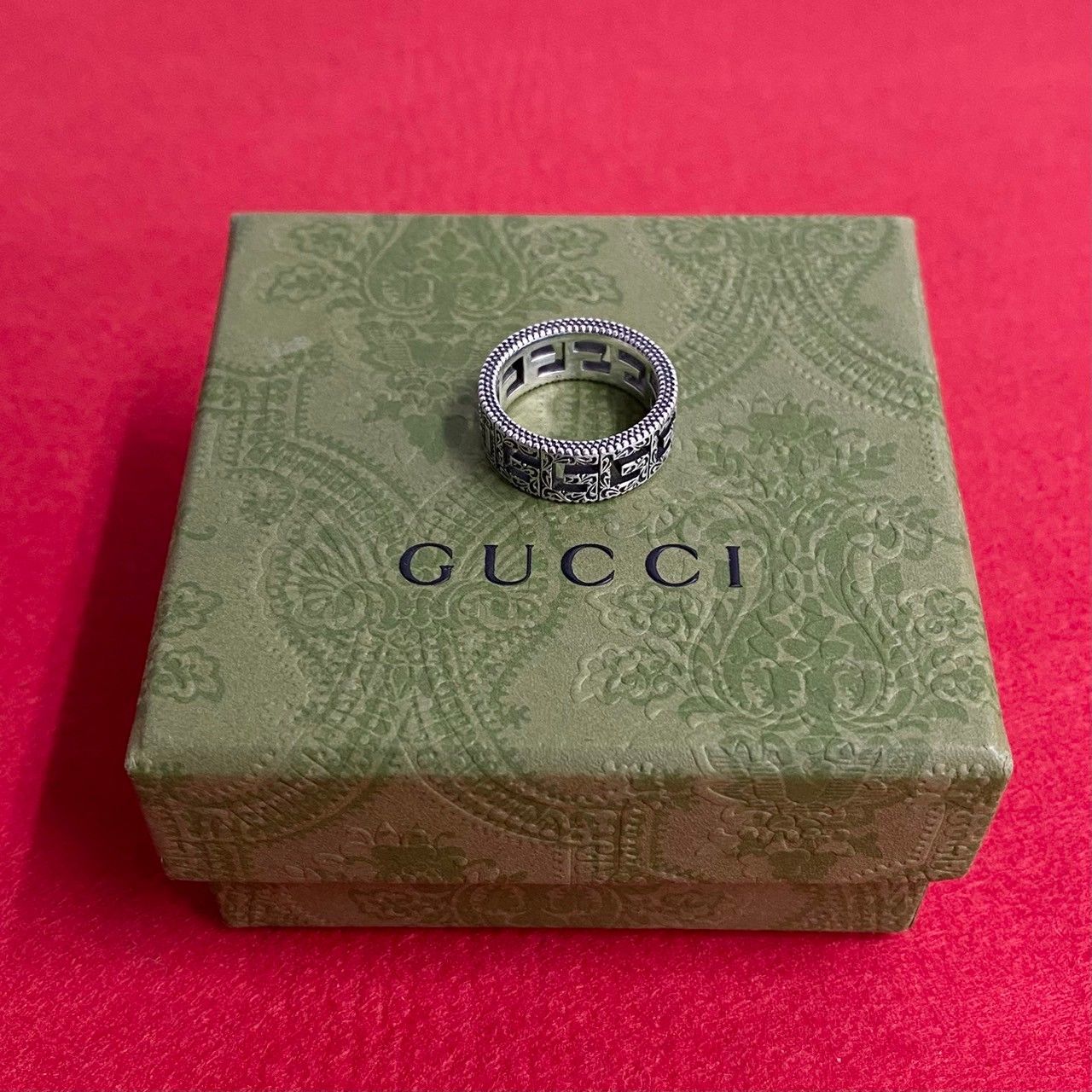 美品 GUCCI グッチ スクエアG アラベスク リング 17号 燻 | APPS 