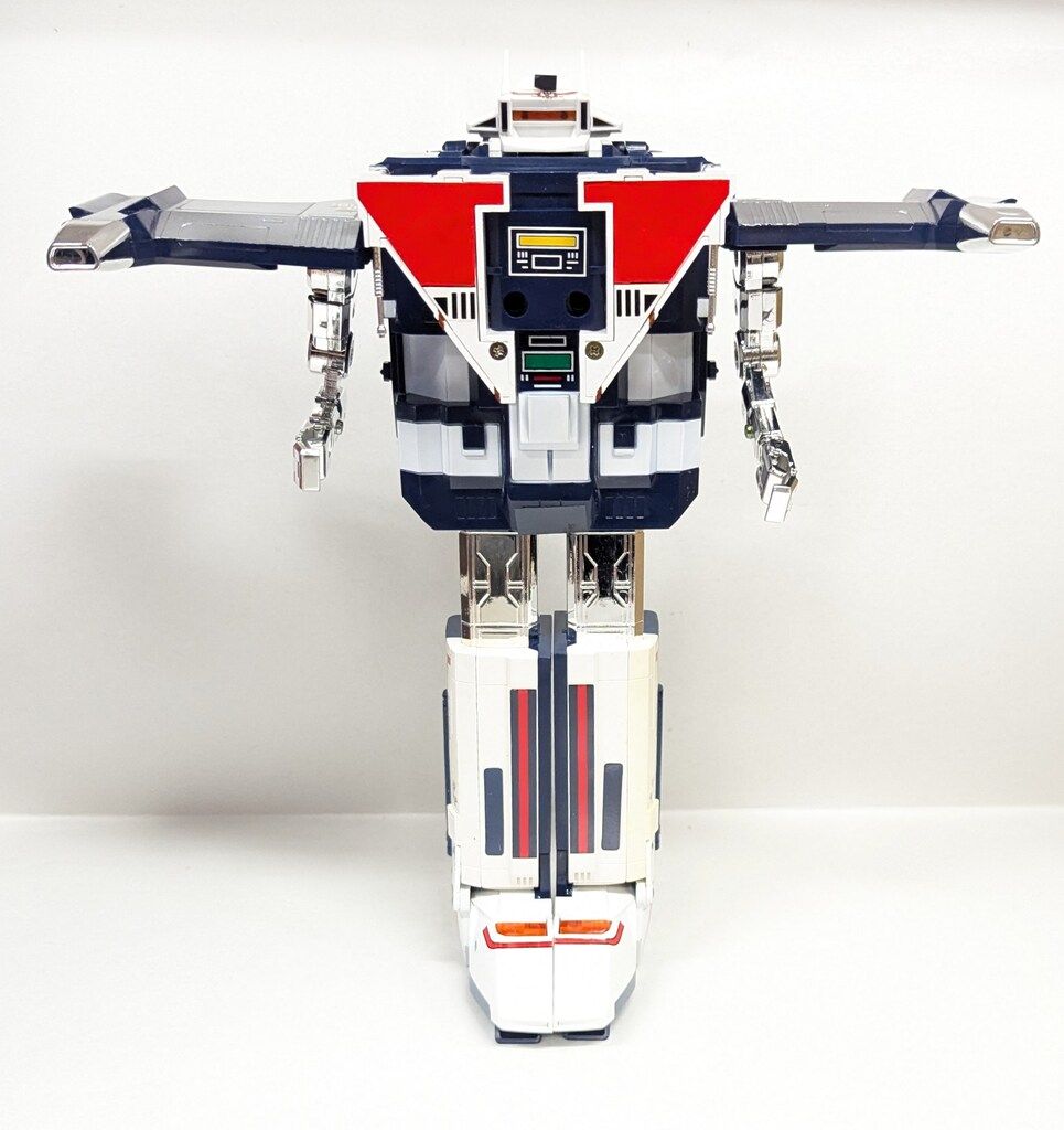 バンダイ　DX超合金　宇宙刑事 シャイダー　当時物 超次元戦闘母艦 バビロス　本体＋ミサイル　ミニシャイダー付 DX超合金 宇宙刑事シャイダー 超次元戦闘母艦バビロス箱付き\u203b一部