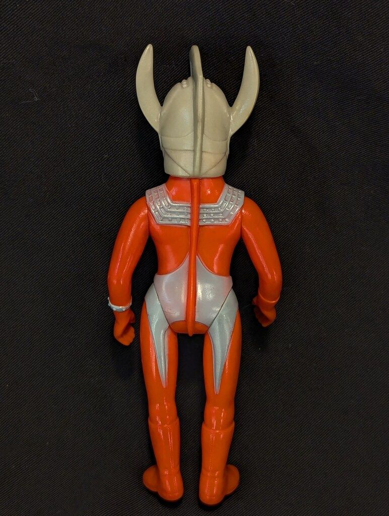 ブルマァクの怪獣シリーズ☆マスク取れSウルトラマンタロウ （シルバー