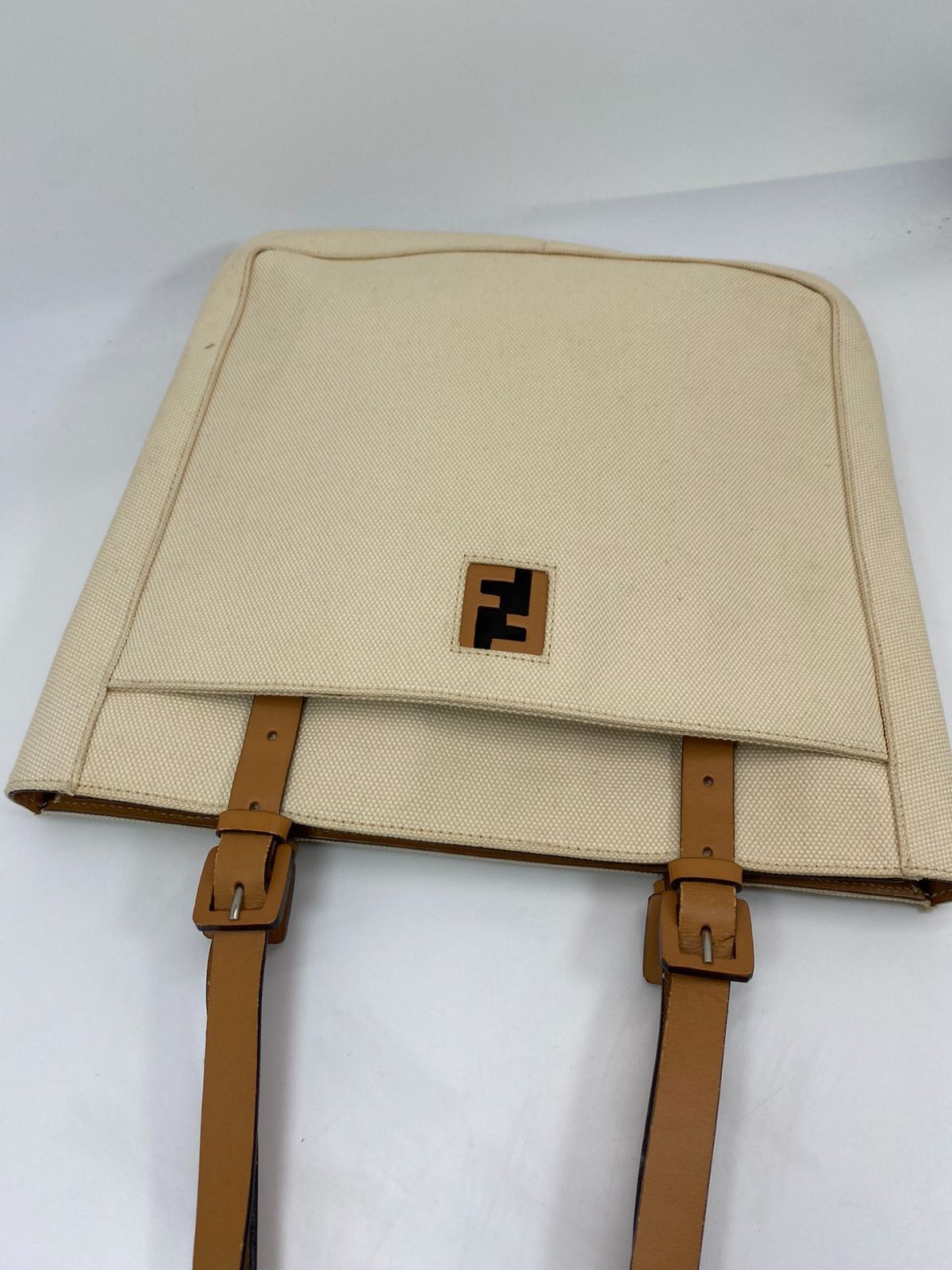 FENDI フェンディ ショルダーバッグ FFロゴ キャンバス 管理番号 FENDI フェンディ ショルダーバッグ FFロゴ キャンバス 管理番号