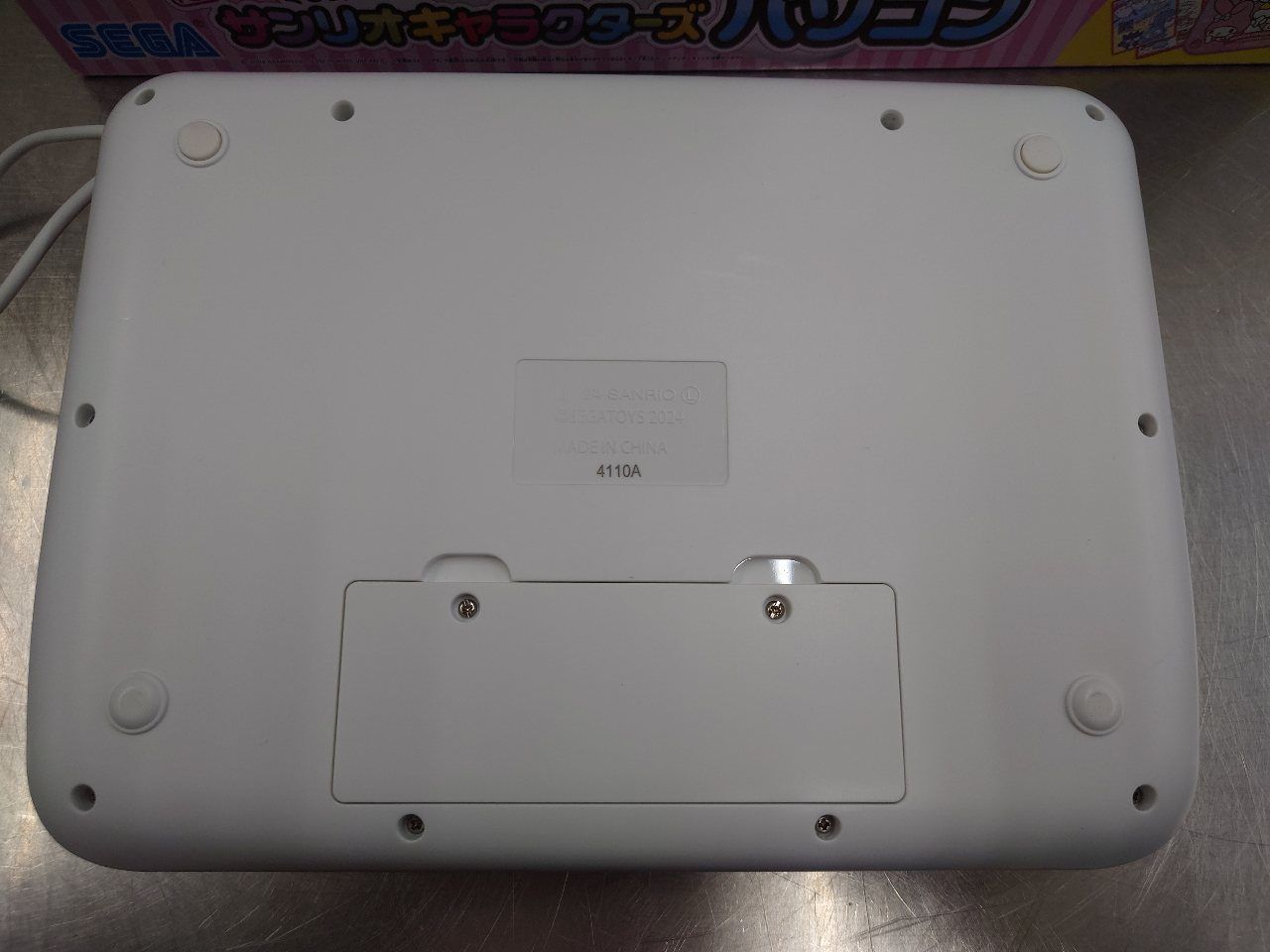 セガトイズ　サンリオキャラクターズパソコン　335225　中古品 メルカリ