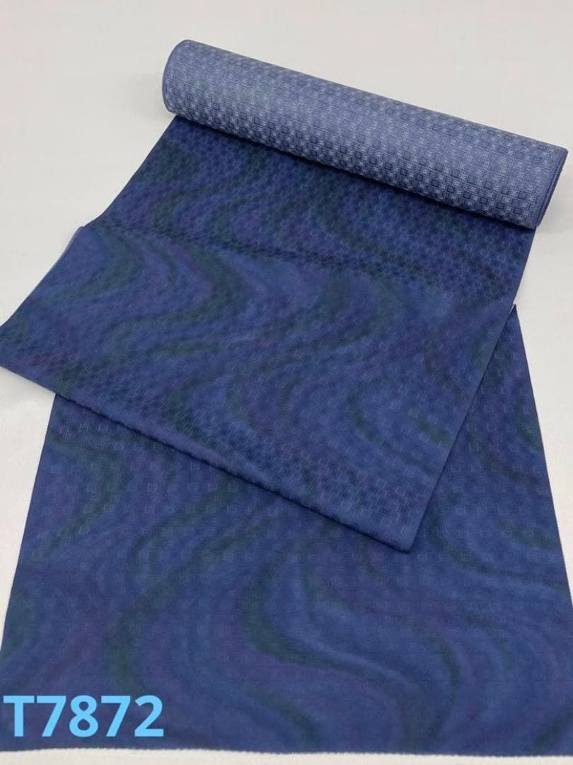 小紋 紋意匠 モダン 正絹 反物 小紋 紋意匠 モダン 正絹 反物 - メルカリ