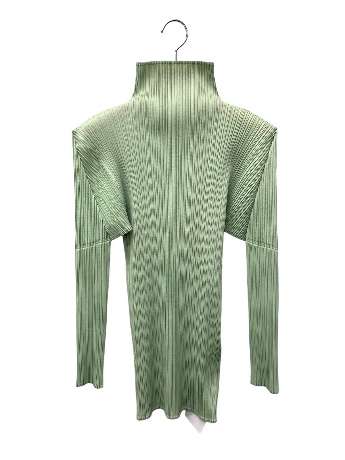 イッセイミヤケ　ハイネック　カットソー ISSEY MIYAKE】【日本製】【トップス】イッセイミヤケ『プリーツ