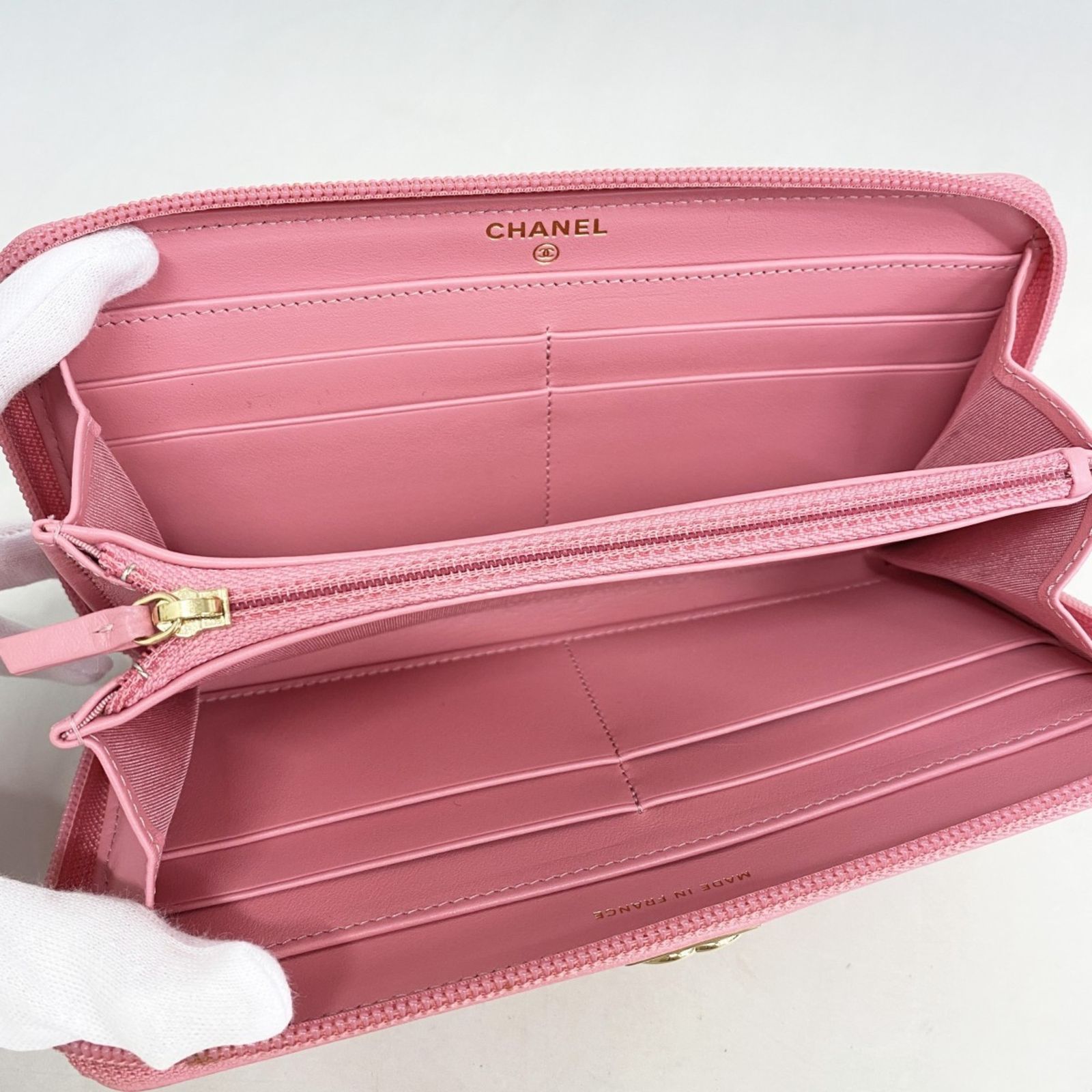 CHANEL ボーイシャネル 長財布 エナメル ピンク シャネル ボーイシャネル ロング ジップ ウォレット ピンク系