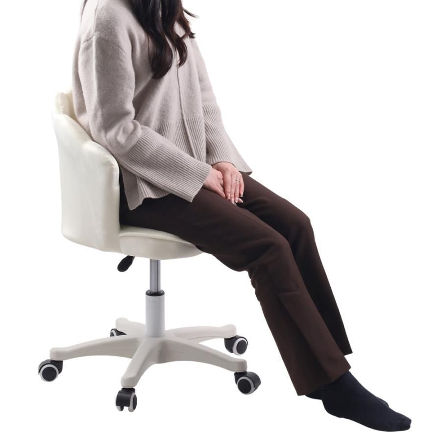 新品未使用 オフィスチェア 回転チェア コンピュータチェア フットレスト付 事務用椅子 家庭用　/26024 ☆新品未使用コンピューターチェアホーム りがちな背もたれ