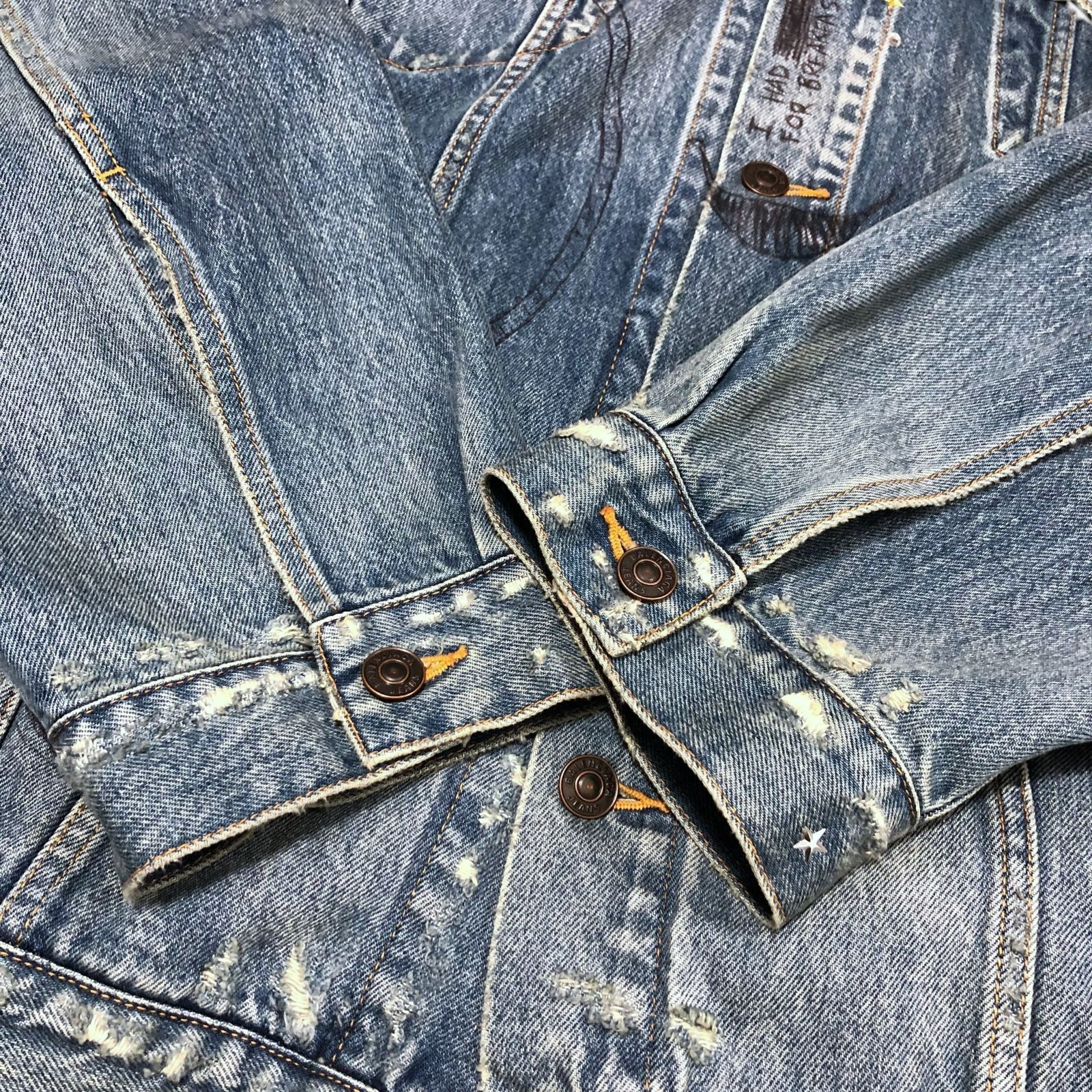 BALENCIAGA】22AW OVERSIZED GRAFFITI DENIM JACKET