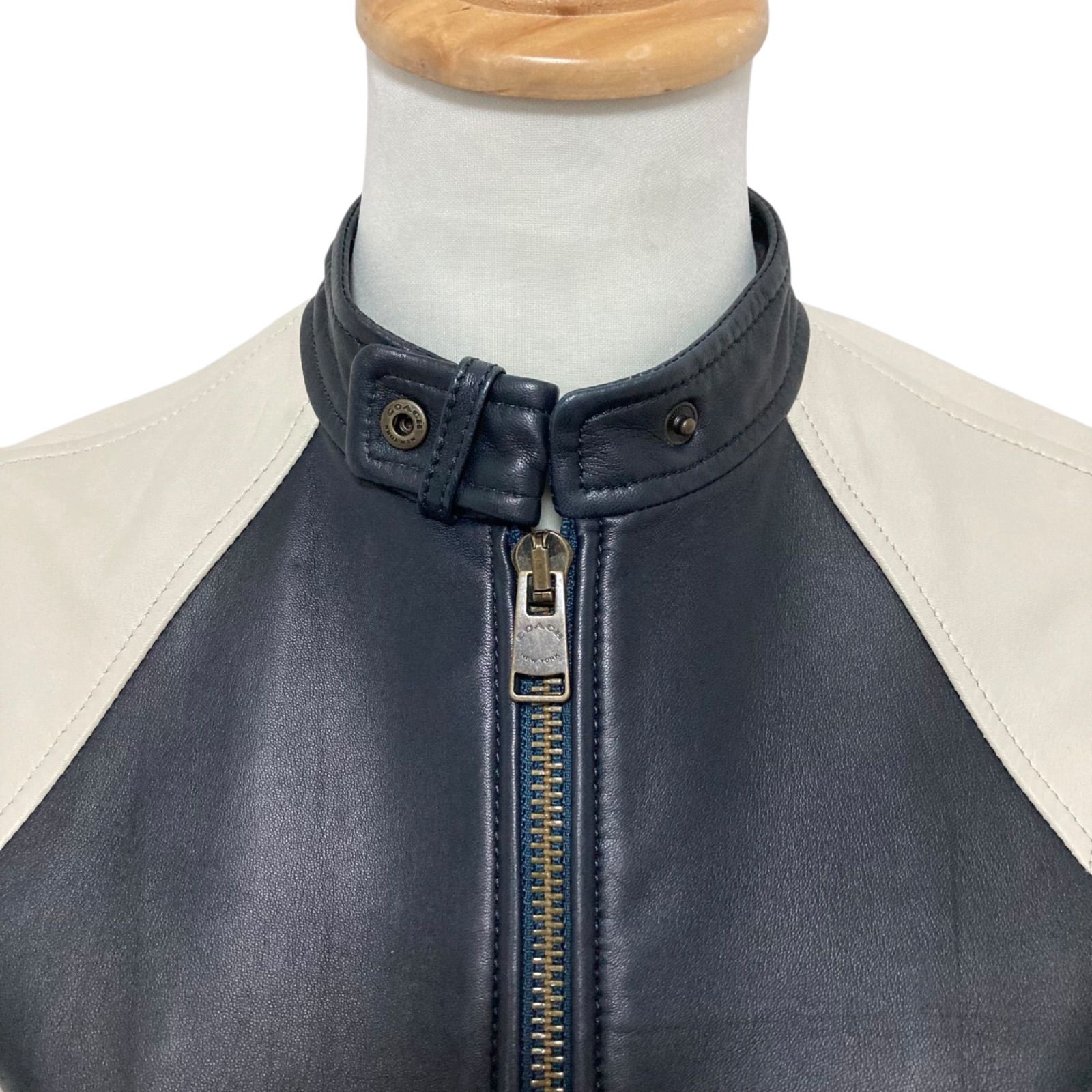 極美品 コーチ スタジャン レザージャケット ラムレザー Mサイズ バイ