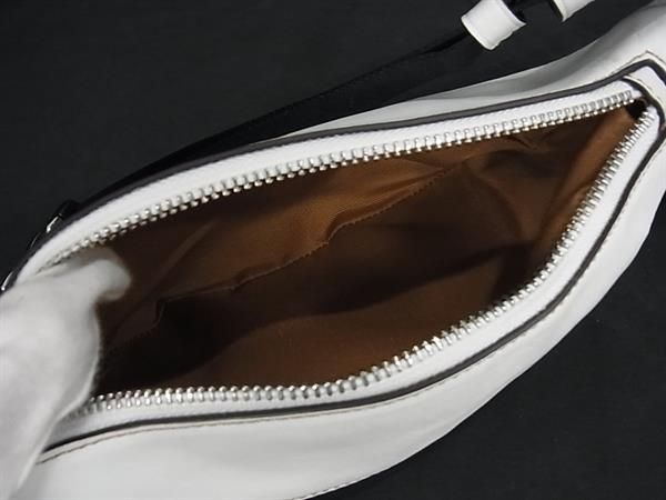 CK379 レザー