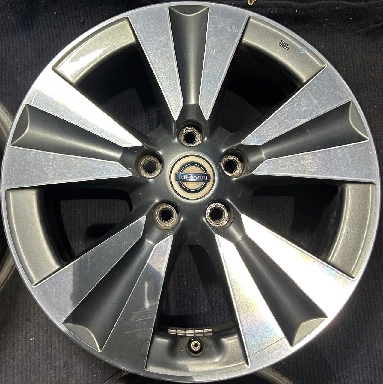 日産 リーフ 純正 17インチ ホイール4本 6.5J 45 PCD114.3 ハブ