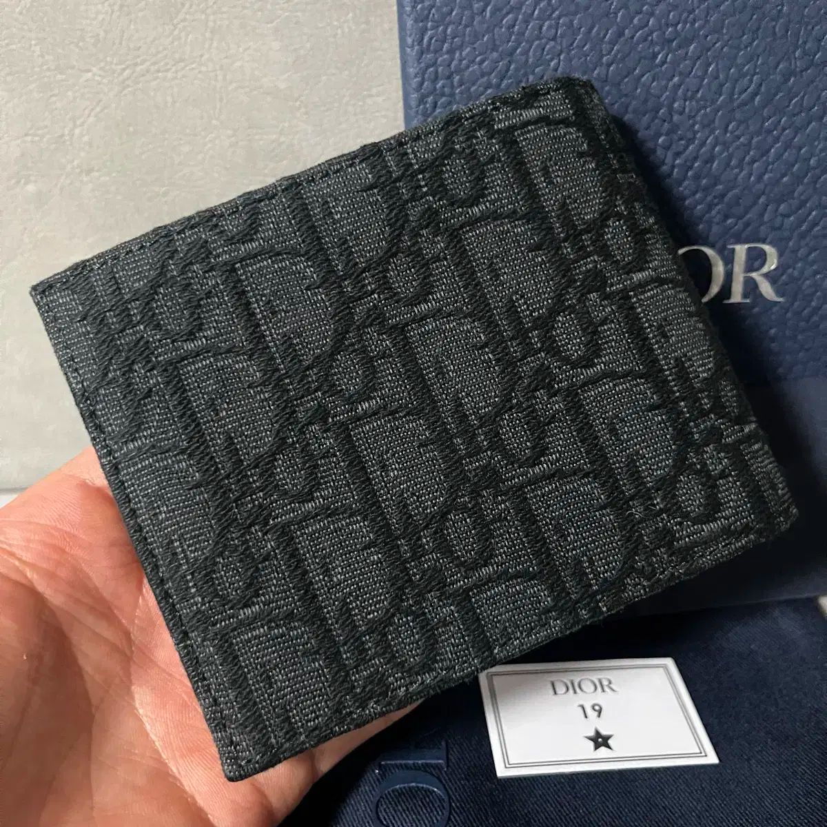 ほぼ新品 Dior(ディオール) オブリーク 二つ折り財布 - メルカリ