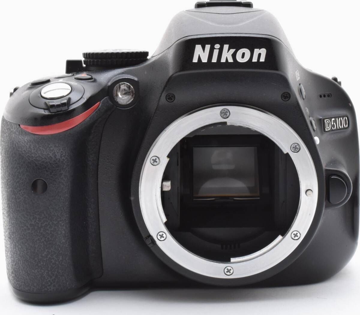 超美品　2680ショット ニコン D5100 ダブルレンズキット 一眼レフカメラ 超美品 2680ショット ニコン D5100 ダブルレンズキット 一眼レフ