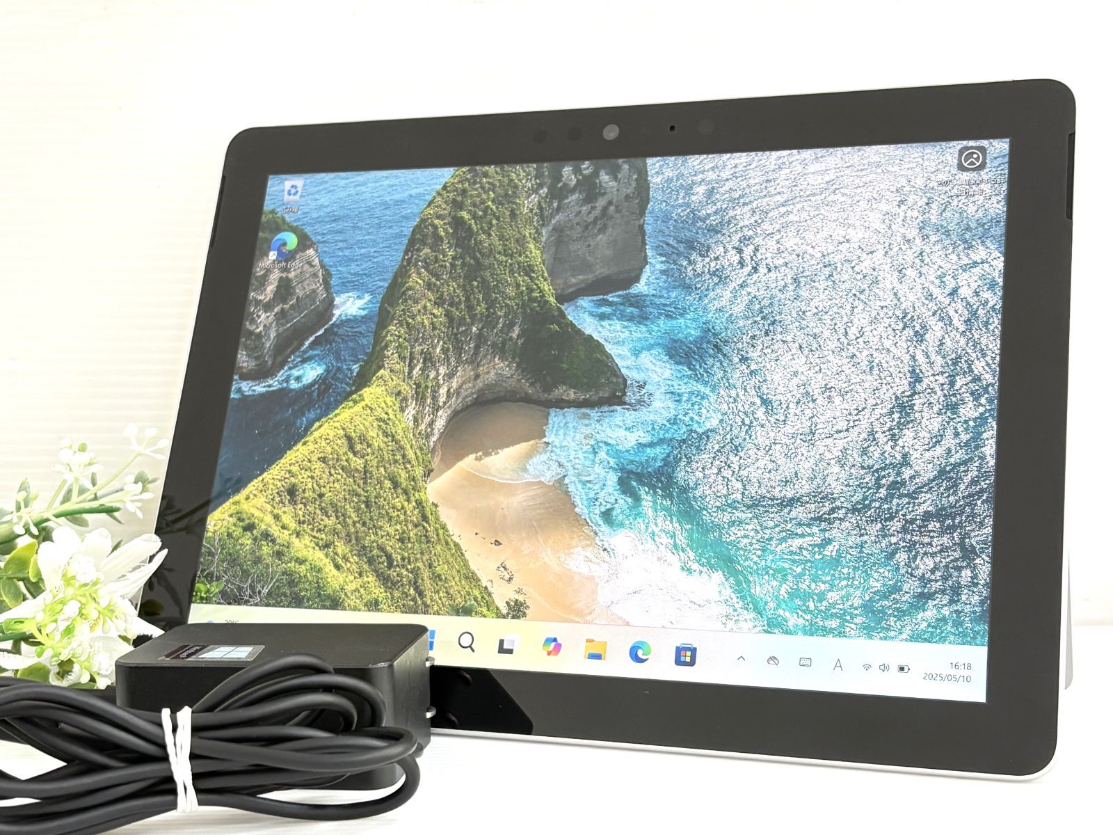 バッテリー良好 MICROSOFT SURFACE GO model 1824 Pentium 4415Y 1.6Ghz|RAM 8GB|SSD 128GB Wi-Fi Win11 動作品