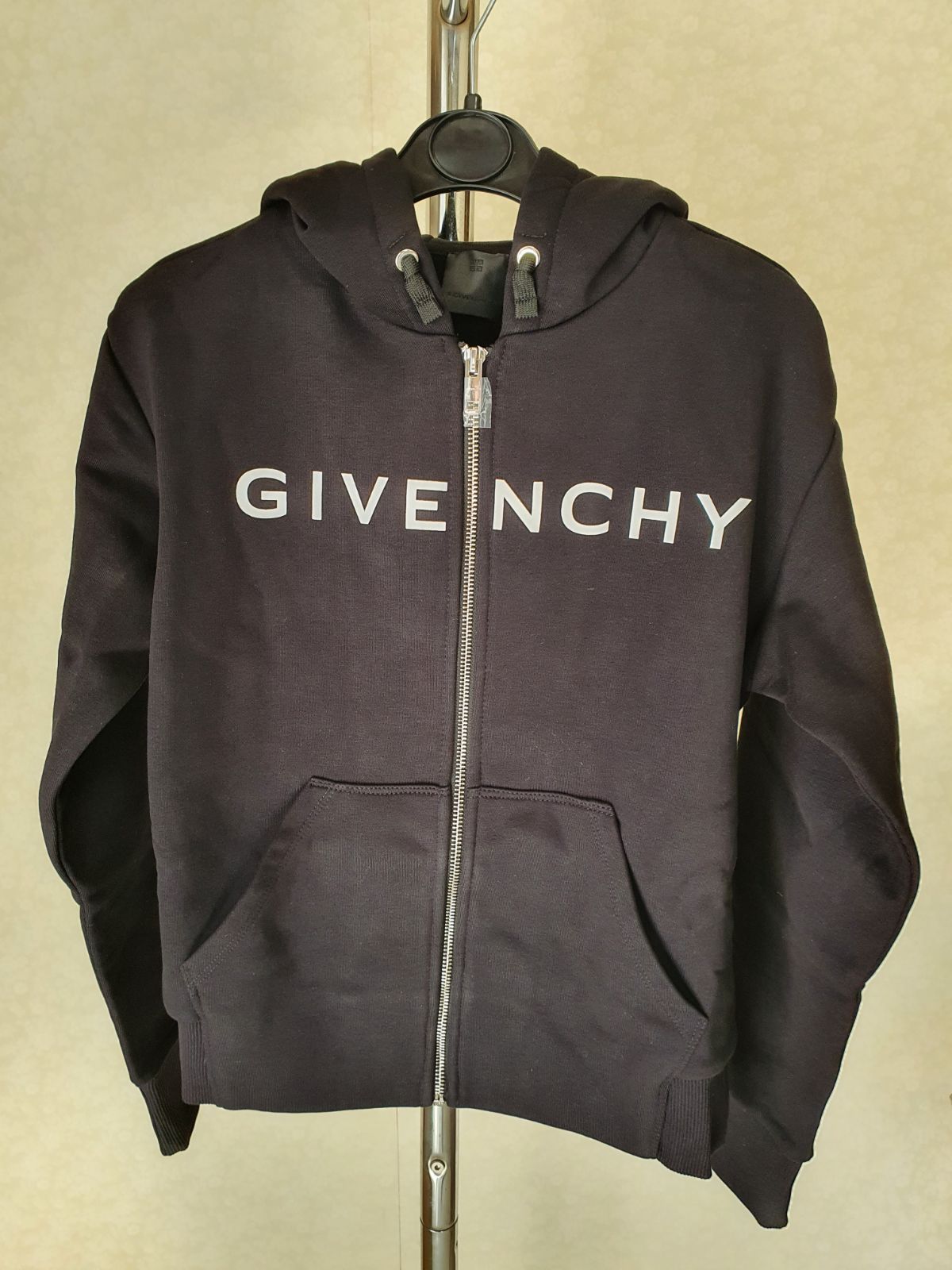 GIVENCHY Kids パーカー ブラック 新品未使用-