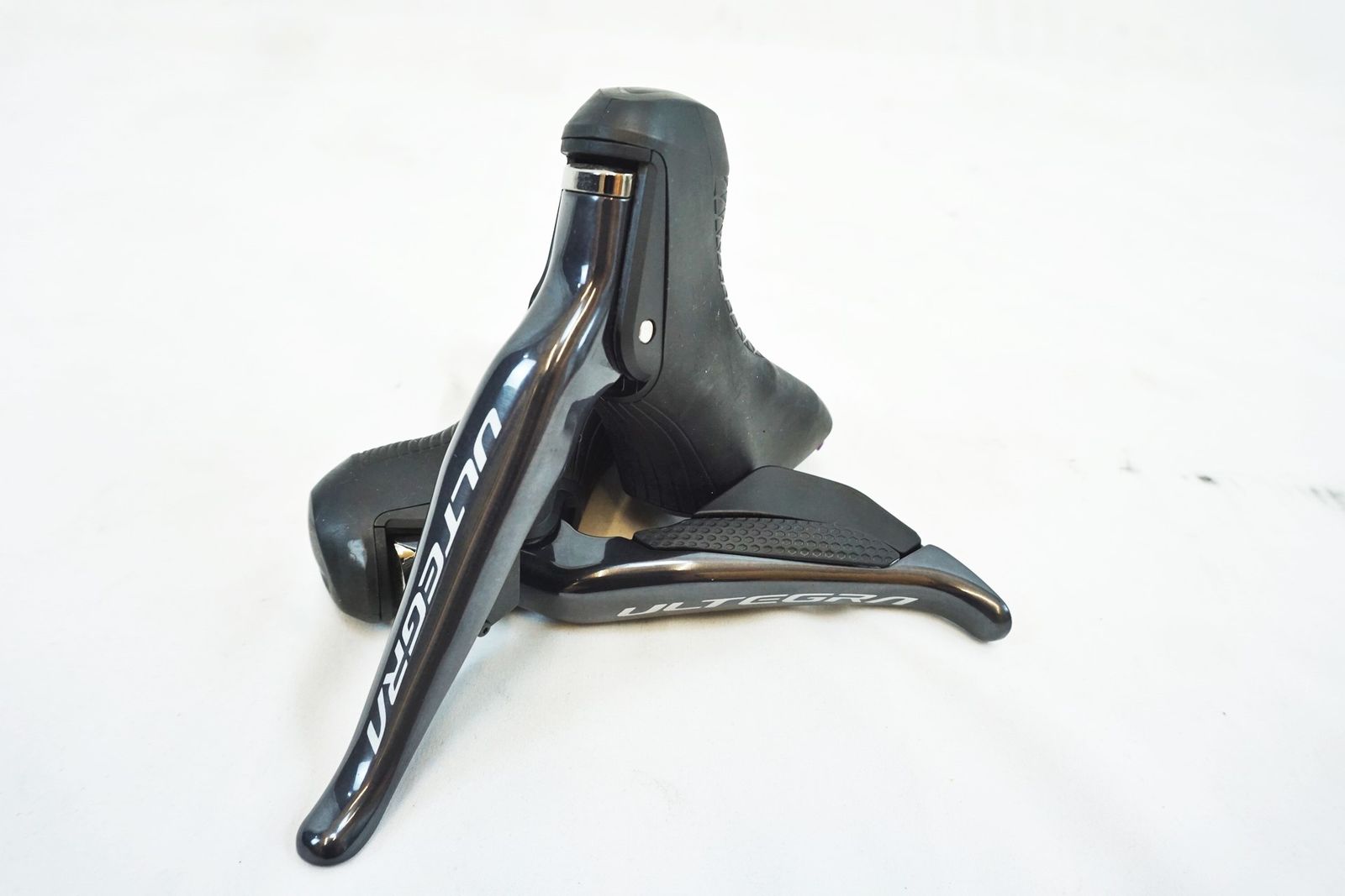 Shimano ST-R8070-R ブラケットカバーなし Shimano ST-R8070-R