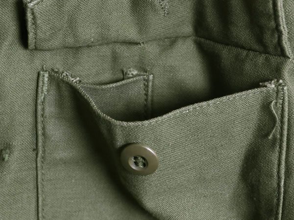 70s 米軍実物 OG107 ユーティリティシャツ シャツ袖 4thモデル 古着 70s 米軍 4th OG107 コットン ユーティリティ シャツ袖 シャツ