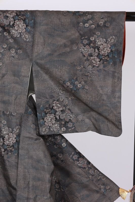 本場大島紬　泥染め　藍染め　茶　九マルキ　花　T587 本場大島紬 泥染め 藍染め 茶 九マルキ 花 T587 【公式通販】