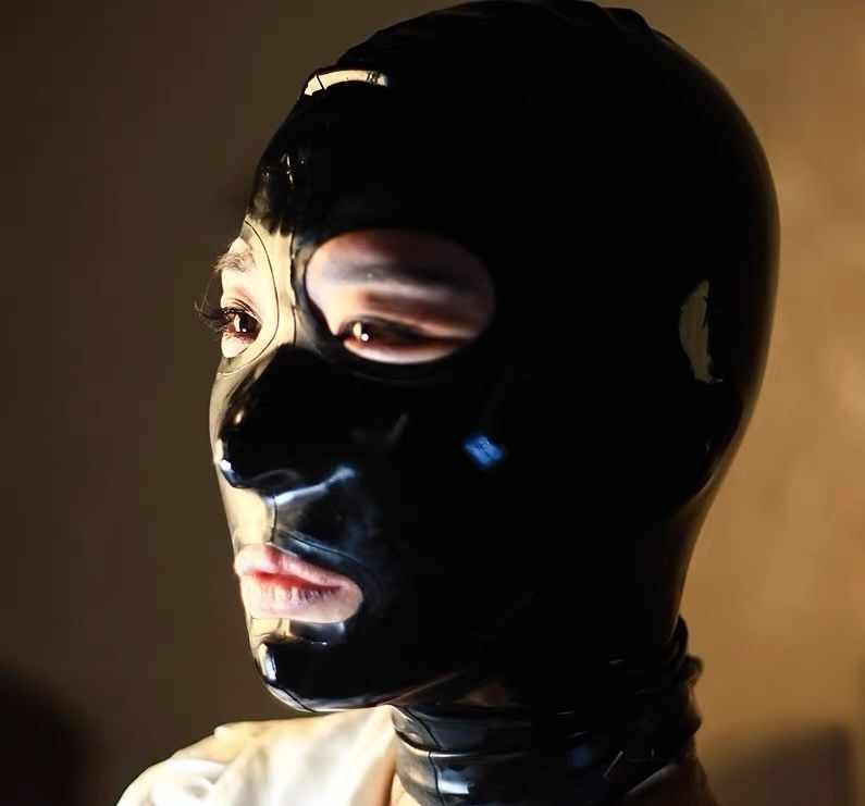 新品】ラテックス製 レーザーマイクロホール 全頭マスク ラバーマスク