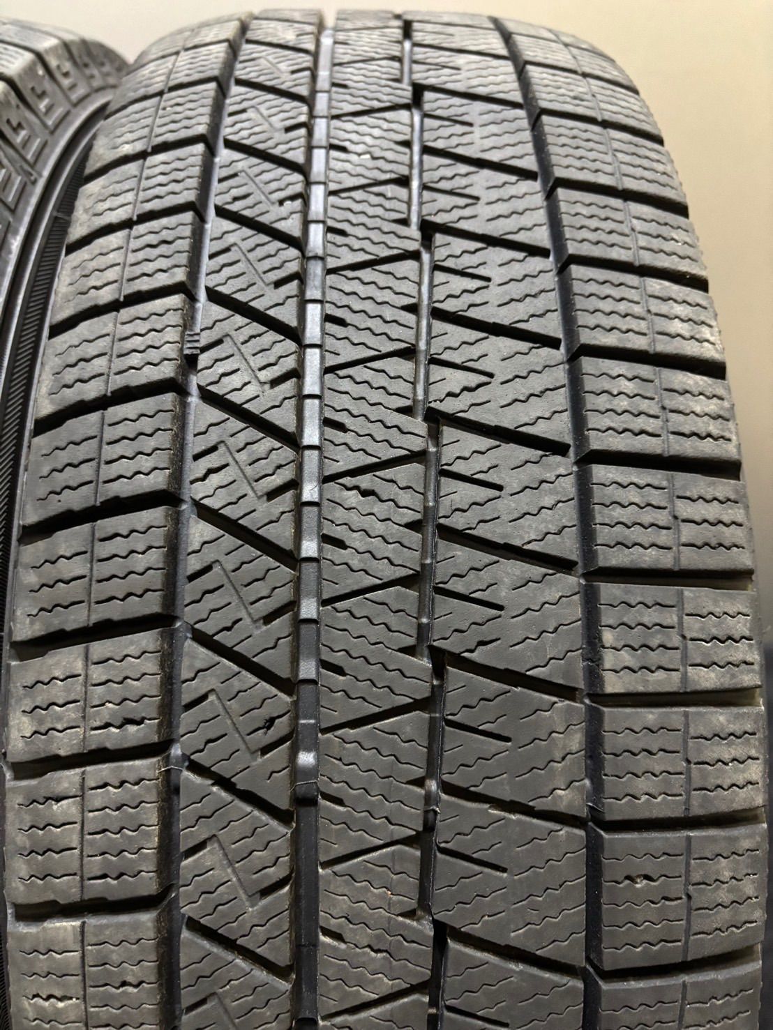 ダンロップWINTERMAXX 195/65R15 4本 バリ山『101202』 スタッドレス