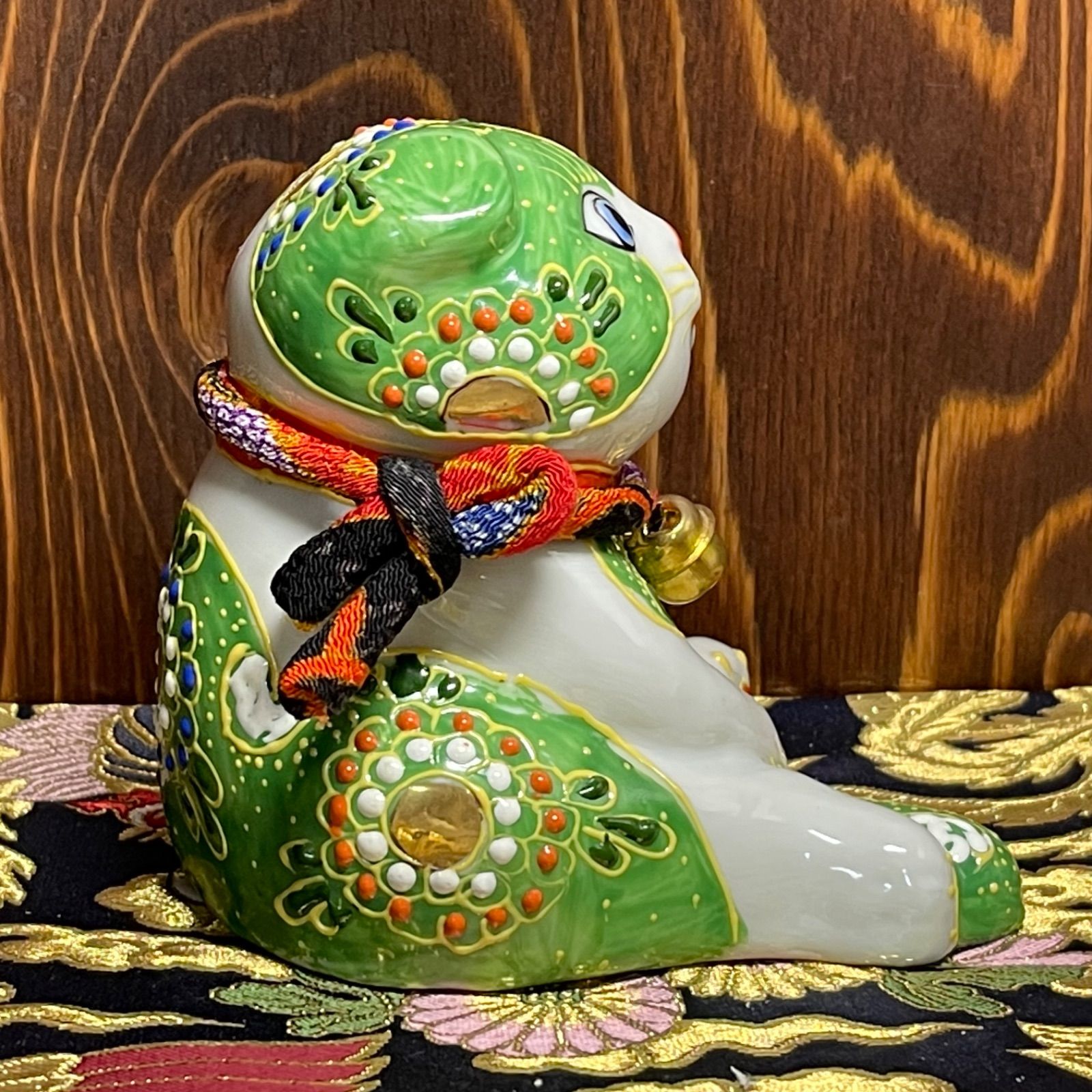 限定品【九谷焼】【健康 平穏】招き猫 ヒワ盛り 左手 緑色 - メルカリ