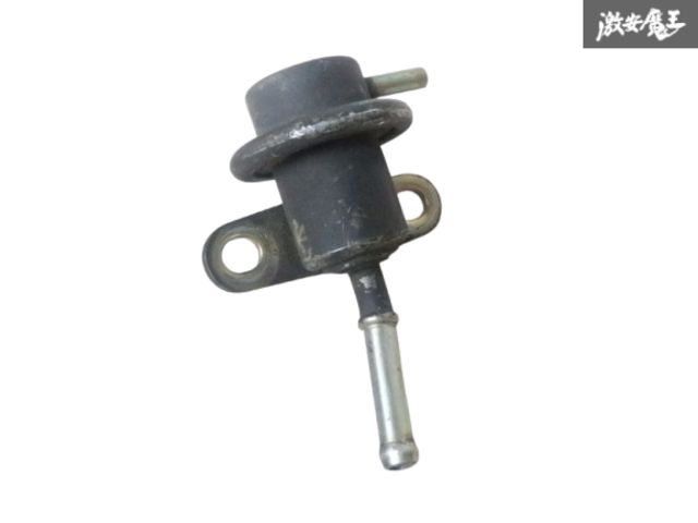 E86 フューエルレギュレーター 23280-16020 レビン トレノ 4AG E86 フューエルレギュレーター 23280-16020 レビン トレノ 4AG
